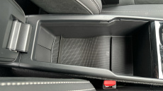 Volvo XC40 2.0 B4P Plus Dark 5dr Auto Petrol Estate